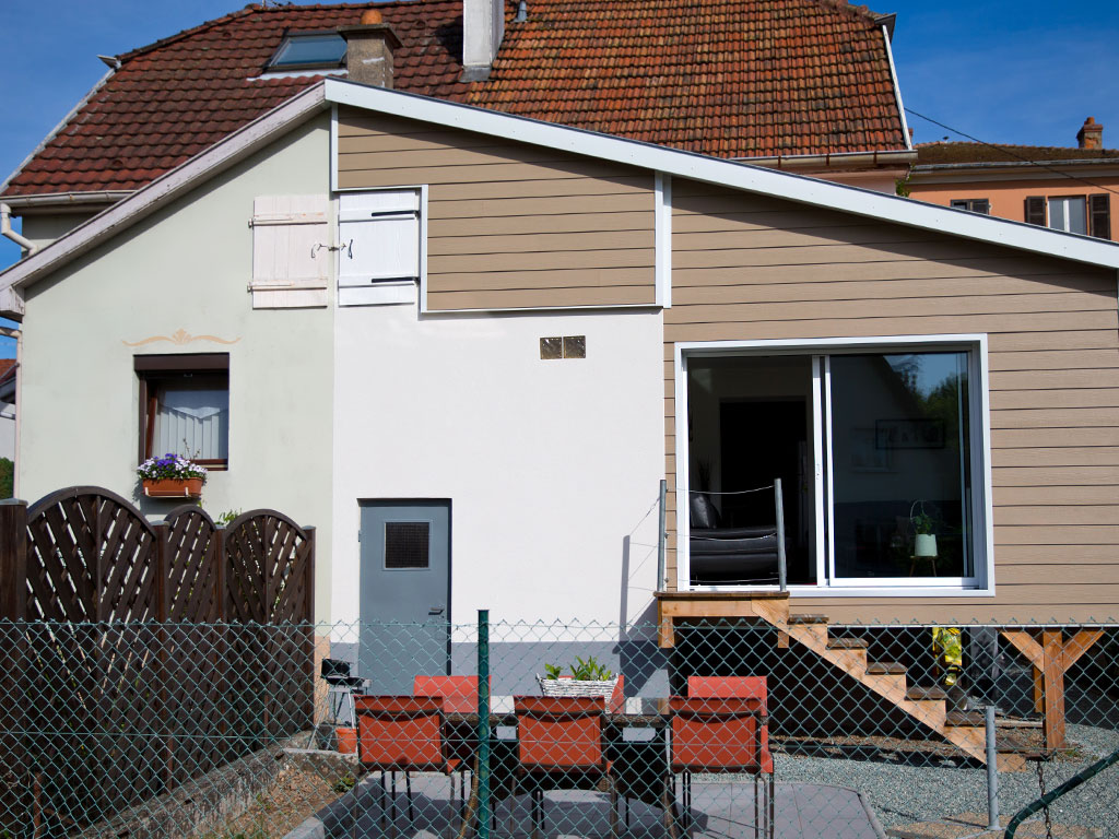 Agrandissement de maison : ossature bois et bardage fibro-ciment