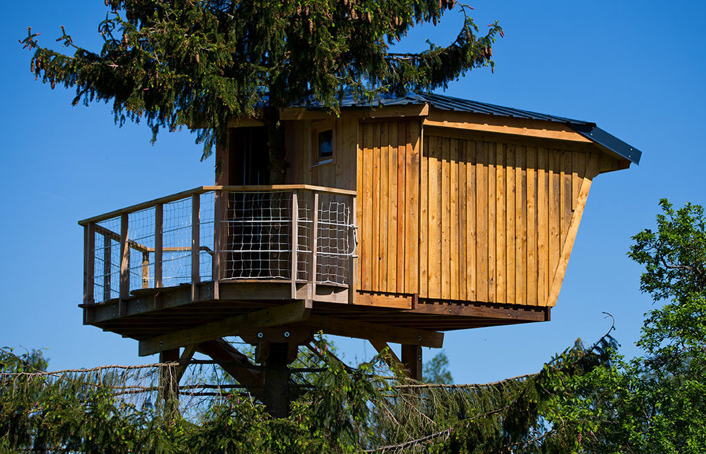 Cabane dans les arbres à plus de 6 mètres (Chêne, Douglas et Sapin)