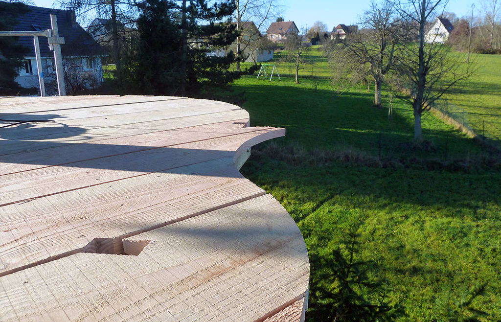 Cabane dans les arbres : découpe terrasse