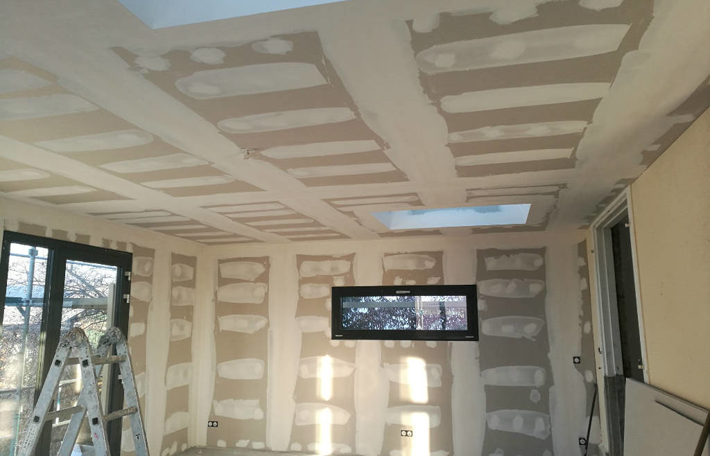 Triple couches d'enduit